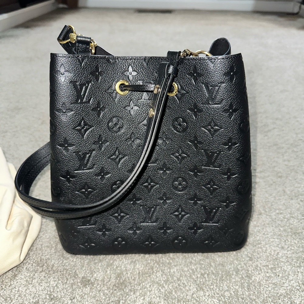 SOLD‼️‼️Louis Vuitton NeoNoe MM bucket bag - Picture 2 of 8